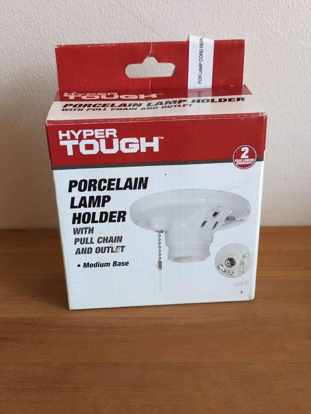 Porcelain Lamp Holder Fixture ~ With Outlet & Pull Chain ~ Hyper Tough. Open Box